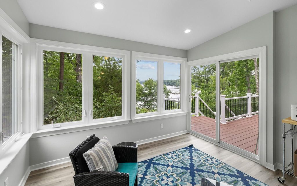 Image 22 of property listing at 575 LAUREL RD, Riva, MD 21140