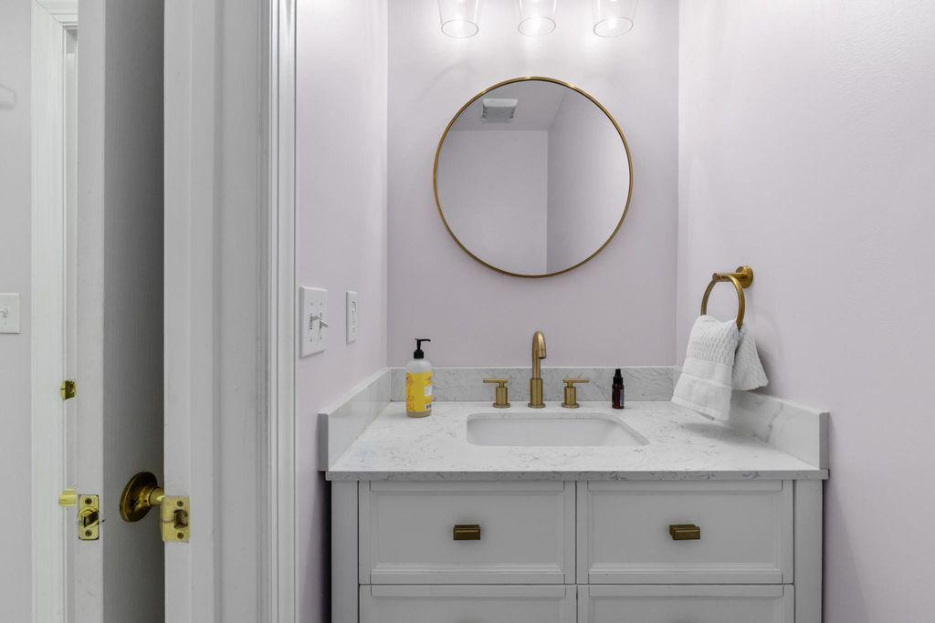 Image 28 of property listing at 575 LAUREL RD, Riva, MD 21140