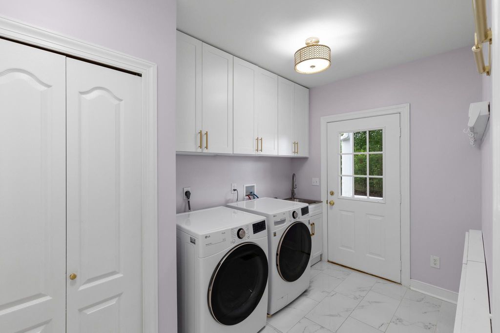 Image 29 of property listing at 575 LAUREL RD, Riva, MD 21140