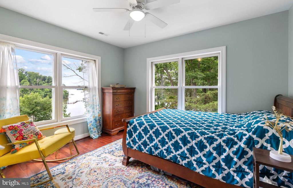 Image 30 of property listing at 575 LAUREL RD, Riva, MD 21140