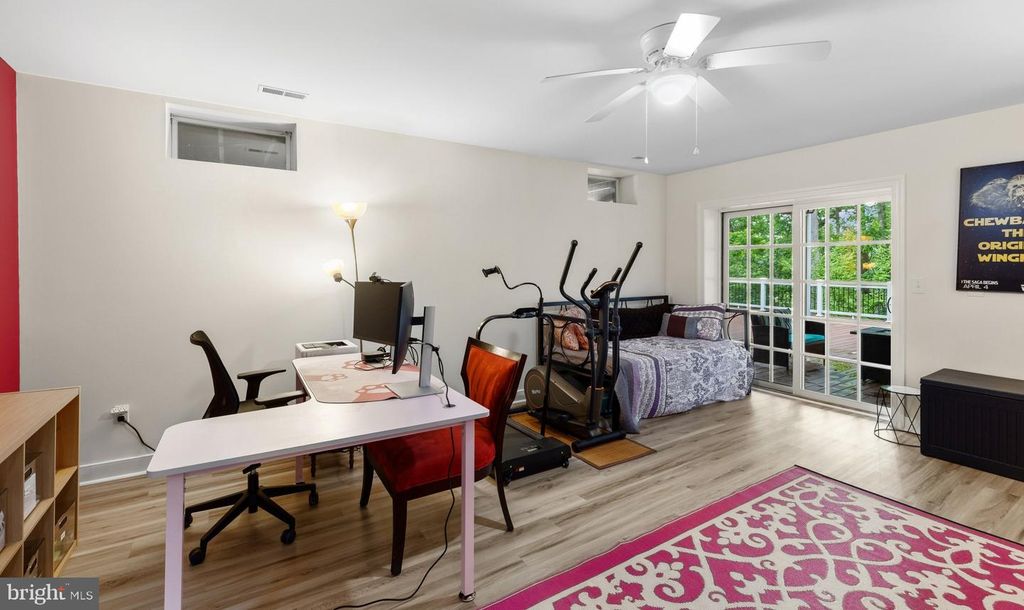 Image 49 of property listing at 575 LAUREL RD, Riva, MD 21140