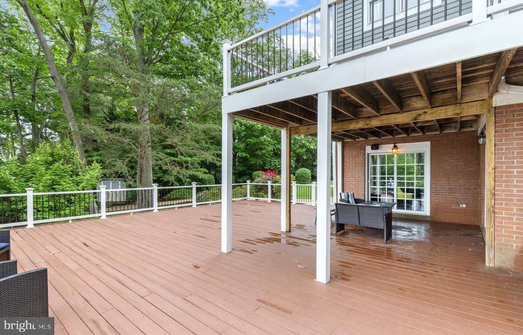 Image 54 of property listing at 575 LAUREL RD, Riva, MD 21140