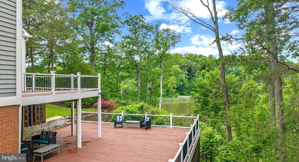 Image 55 of property listing at 575 LAUREL RD, Riva, MD 21140