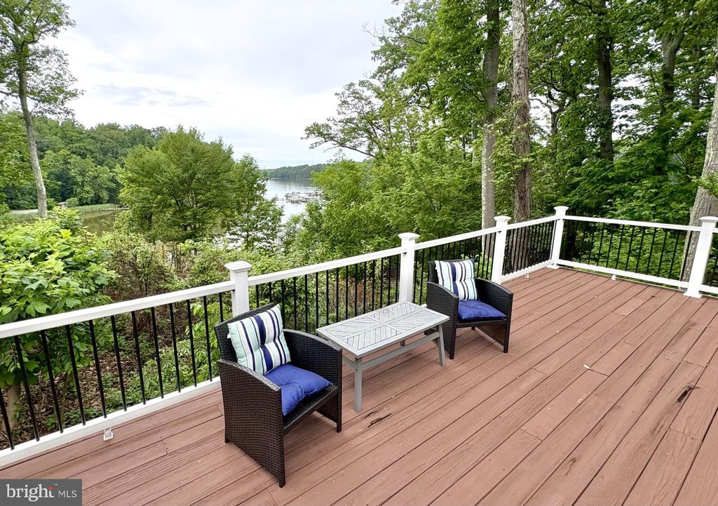 Image 56 of property listing at 575 LAUREL RD, Riva, MD 21140