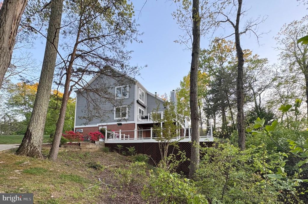 Image 58 of property listing at 575 LAUREL RD, Riva, MD 21140