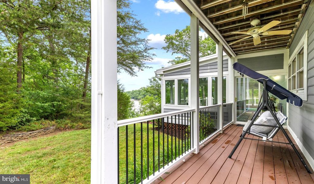 Image 61 of property listing at 575 LAUREL RD, Riva, MD 21140