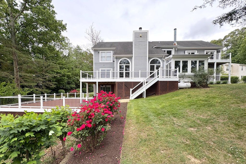 Image 63 of property listing at 575 LAUREL RD, Riva, MD 21140