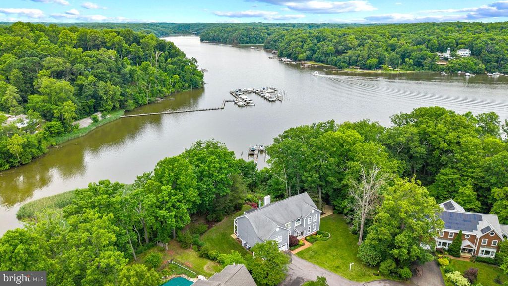 Image 74 of property listing at 575 LAUREL RD, Riva, MD 21140