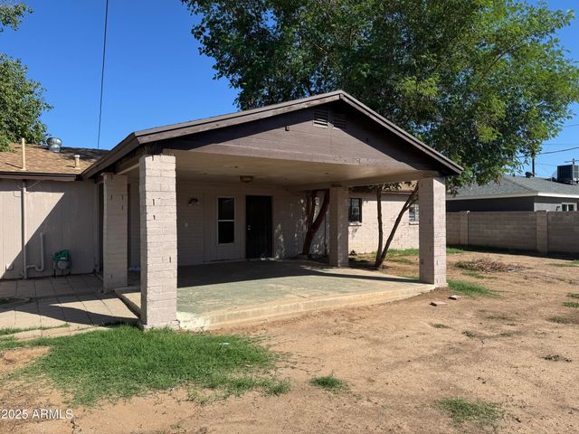 3801 W MONTEBELLO Avenue, Phoenix, AZ 85019