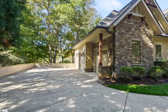 108 Kingshead Road, Travelers Rest, SC 29690