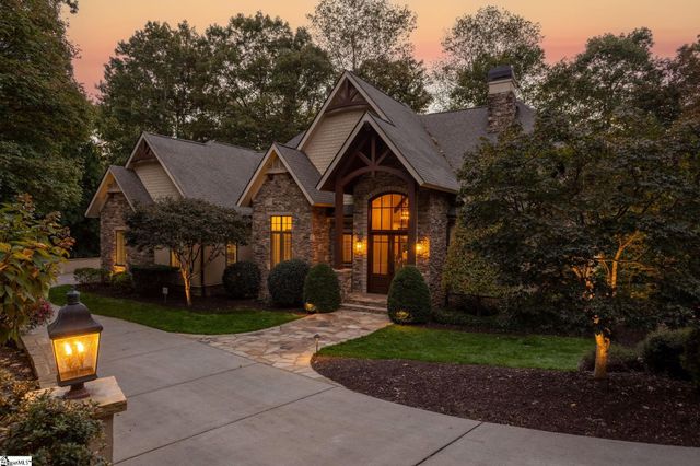 108 Kingshead Road, Travelers Rest, SC 29690