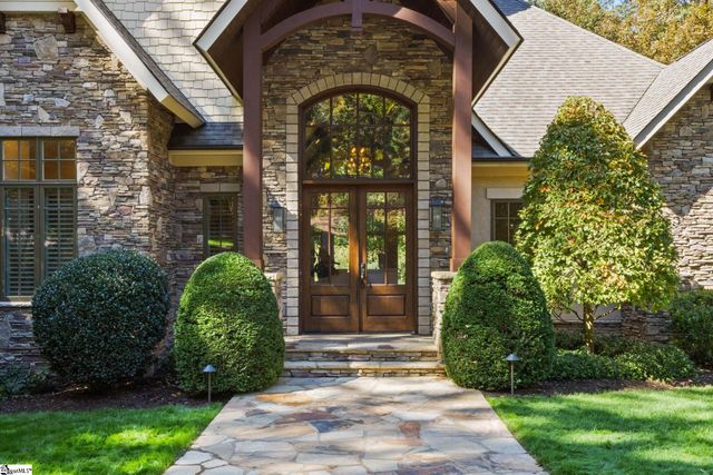 108 Kingshead Road, Travelers Rest, SC 29690