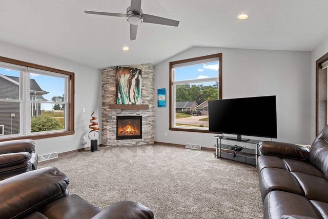 710 WESTHILL DRIVE, Green Bay, WI 54313
