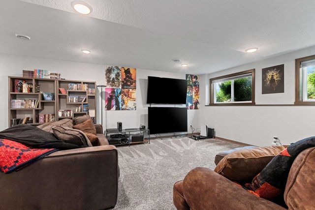 710 WESTHILL DRIVE, Green Bay, WI 54313