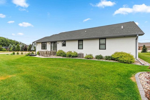 710 WESTHILL DRIVE, Green Bay, WI 54313