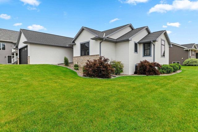 710 WESTHILL DRIVE, Green Bay, WI 54313