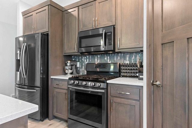 710 WESTHILL DRIVE, Green Bay, WI 54313
