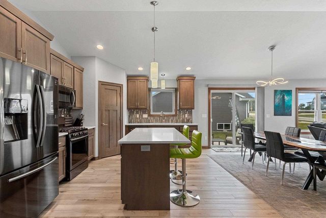 710 WESTHILL DRIVE, Green Bay, WI 54313