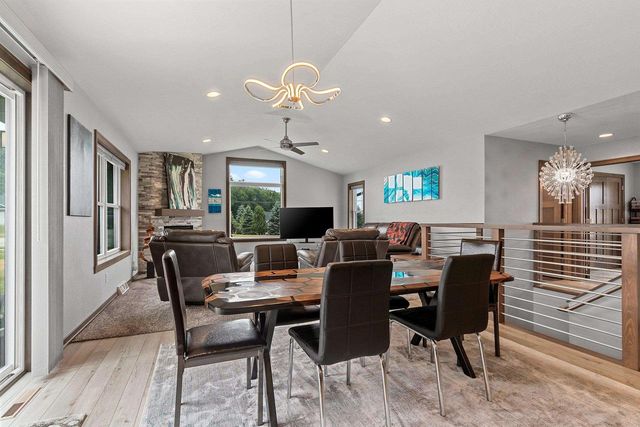 710 WESTHILL DRIVE, Green Bay, WI 54313
