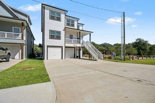 3869 Water Street, Dickinson, TX 77539