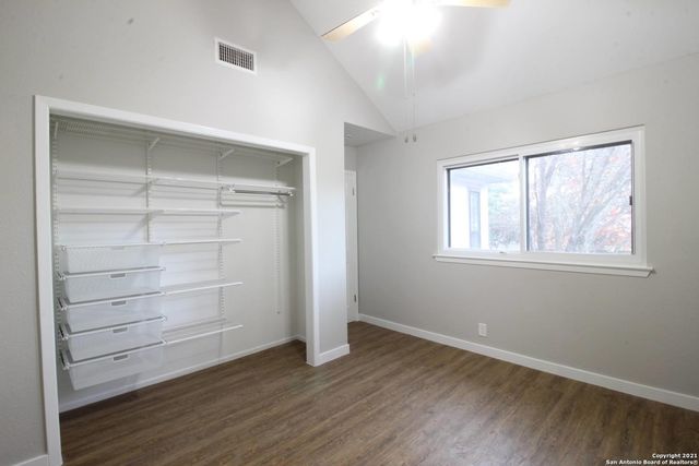 14122 Churchill Estates Blvd Apt 1602, San Antonio, TX 78248