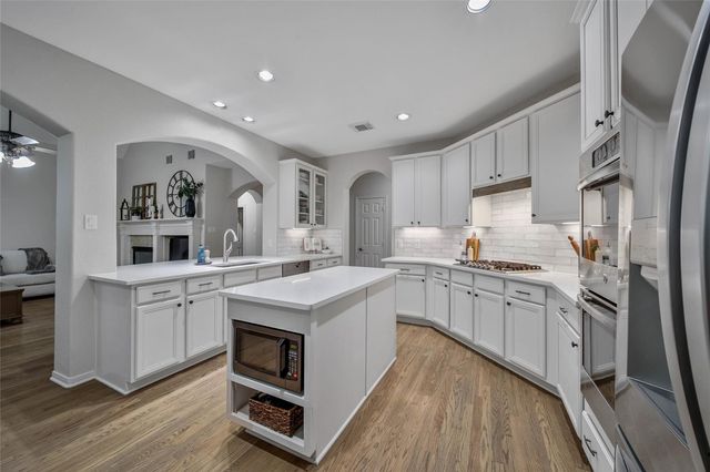 63 Silver Bayou Court, Conroe, TX 77384