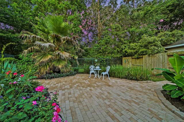 63 Silver Bayou Court, Conroe, TX 77384