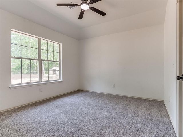 900 S Carolyn Drive, Choctaw, OK 73020