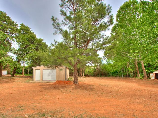 900 S Carolyn Drive, Choctaw, OK 73020