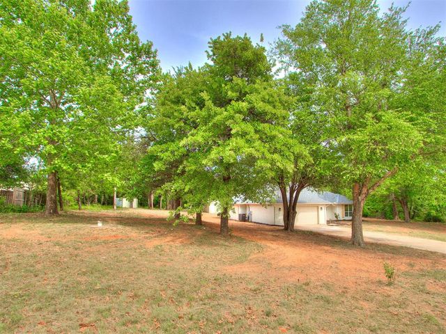 900 S Carolyn Drive, Choctaw, OK 73020
