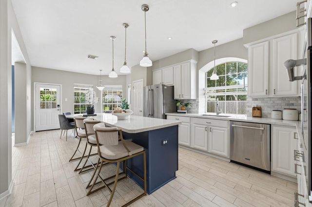 3010 Peekskill Court, Pearland, TX 77584