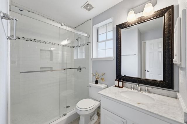 3010 Peekskill Court, Pearland, TX 77584