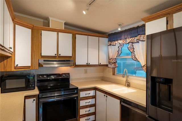 5910 MAJESTIC WAY, Palmetto, FL 34221