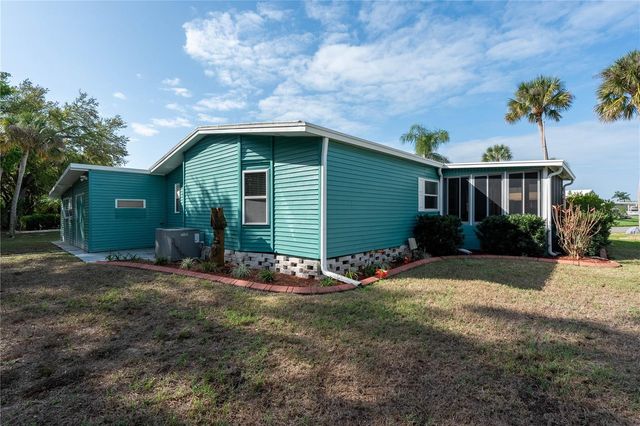 5910 MAJESTIC WAY, Palmetto, FL 34221