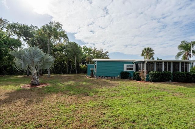 5910 MAJESTIC WAY, Palmetto, FL 34221