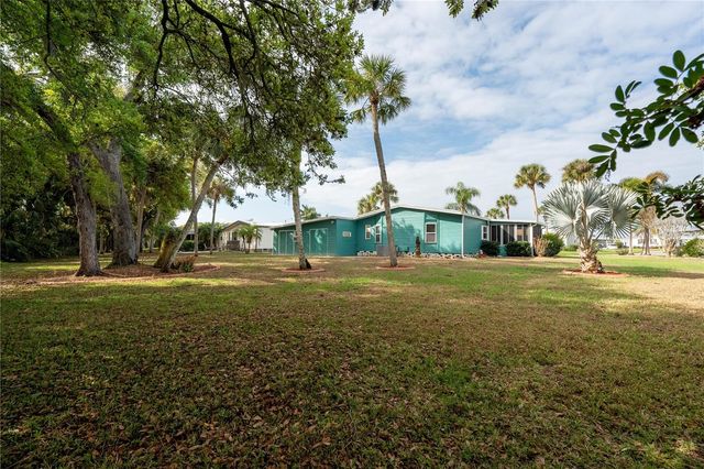 5910 MAJESTIC WAY, Palmetto, FL 34221