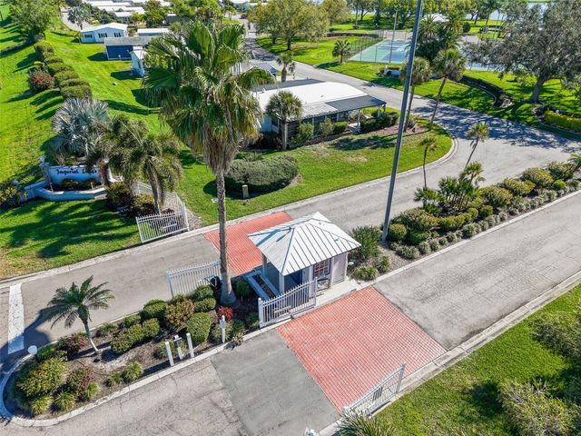 5910 MAJESTIC WAY, Palmetto, FL 34221