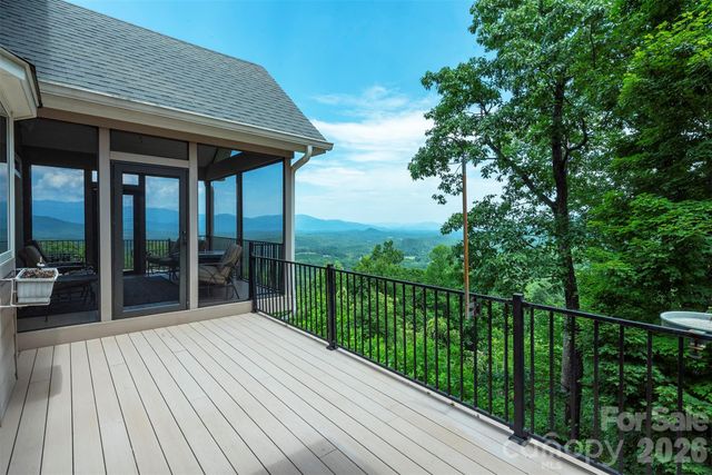 301 Oak Winds Drive, Old Fort, NC 28762