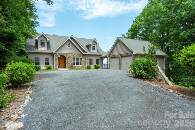 301 Oak Winds Drive, Old Fort, NC 28762