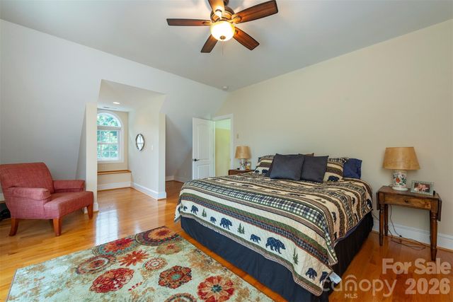 301 Oak Winds Drive, Old Fort, NC 28762
