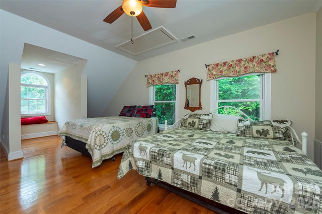 301 Oak Winds Drive, Old Fort, NC 28762