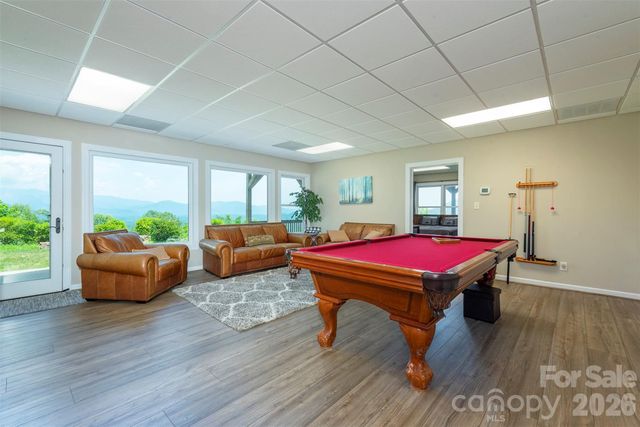 301 Oak Winds Drive, Old Fort, NC 28762