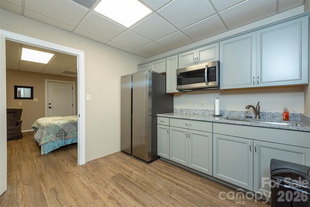 301 Oak Winds Drive, Old Fort, NC 28762