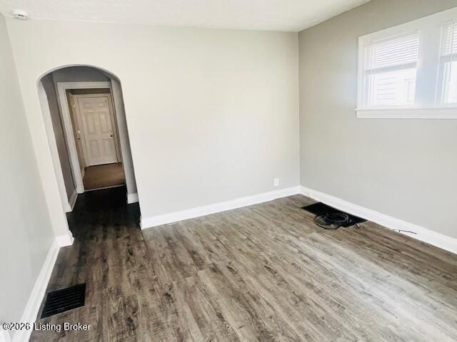 3733 Lentz Ave, Louisville, KY 40215