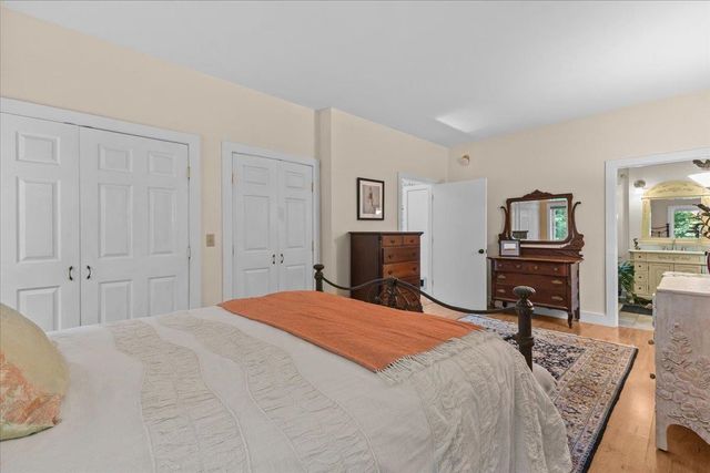 1954 Texas Hill Road, Hinesburg, VT 05461