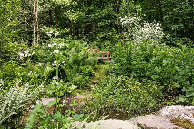 1954 Texas Hill Road, Hinesburg, VT 05461