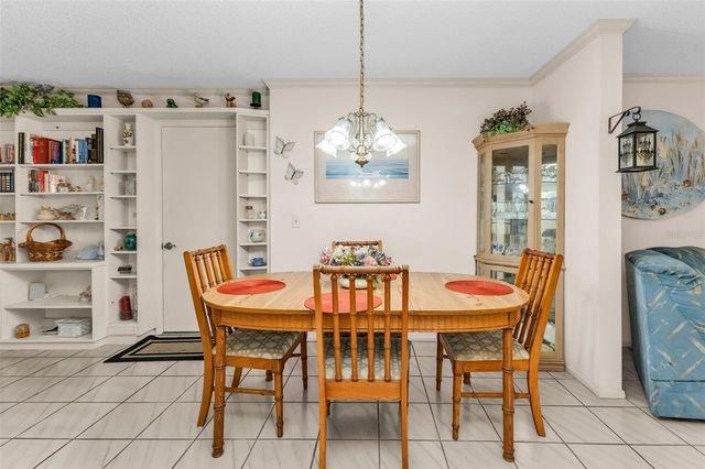 546 CIRCLEWOOD DRIVE P3-4, Venice, FL 34293