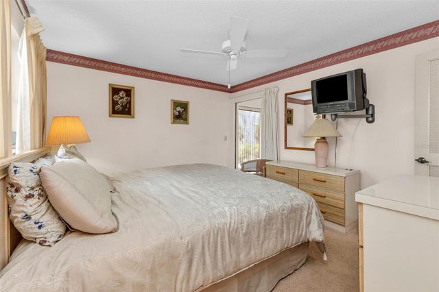 546 CIRCLEWOOD DRIVE P3-4, Venice, FL 34293
