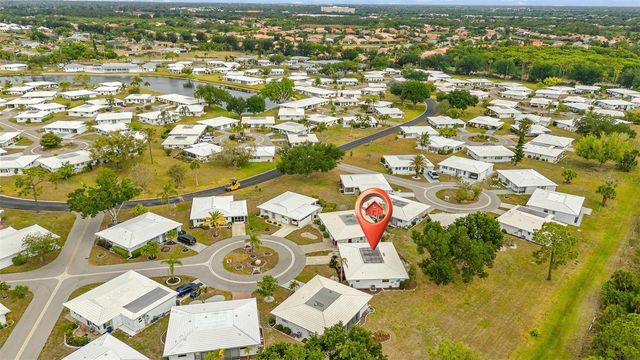 546 CIRCLEWOOD DRIVE P3-4, Venice, FL 34293