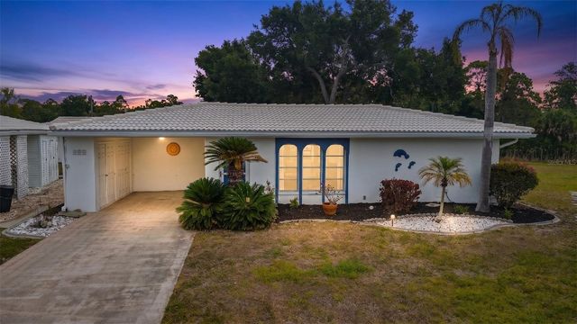 546 CIRCLEWOOD DRIVE P3-4, Venice, FL 34293